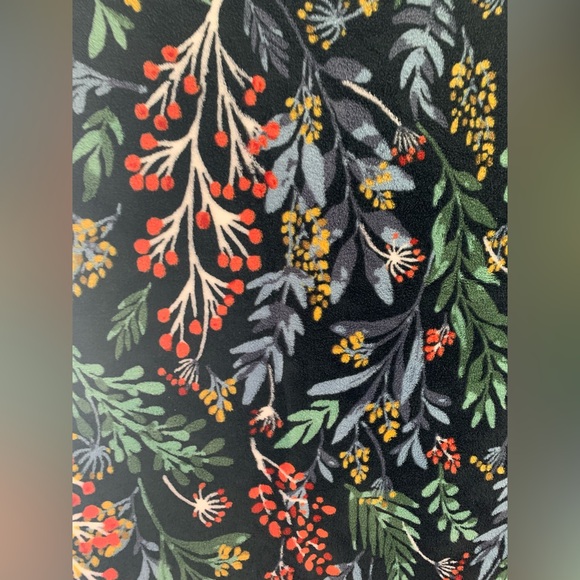 Monte & Jardin Ultra Plush Floral Throw Fleece Flower Blanket 60"x70” Warm Cozy - Picture 14 of 16